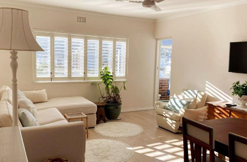 To Let 2 Bedroom Property for Rent in Vredehoek Western Cape